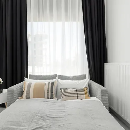 Comfortable Studio With Parking In By Renters Apartment